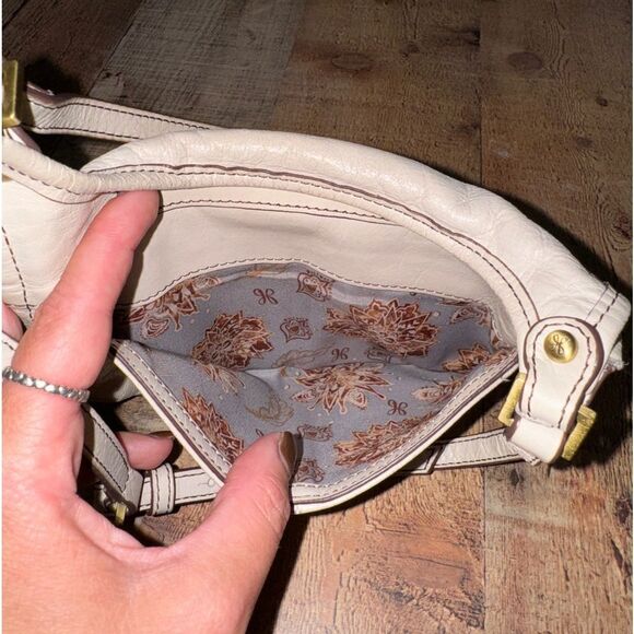 HOBO Trace Leather Crossbody in Magnolia, Passport Pocket, Adjustable Strap - Picture 8 of 12
